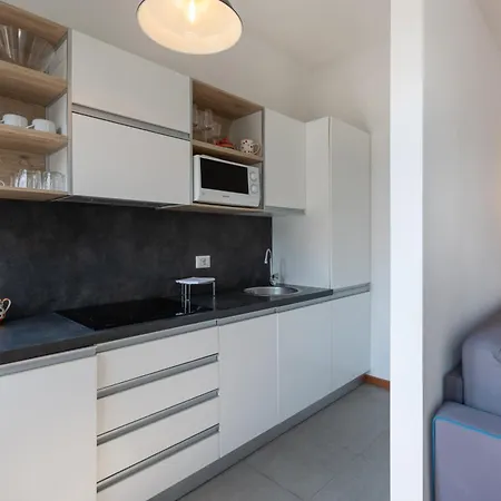 Spacious Dateo - Mirable Pm Lägenhet *